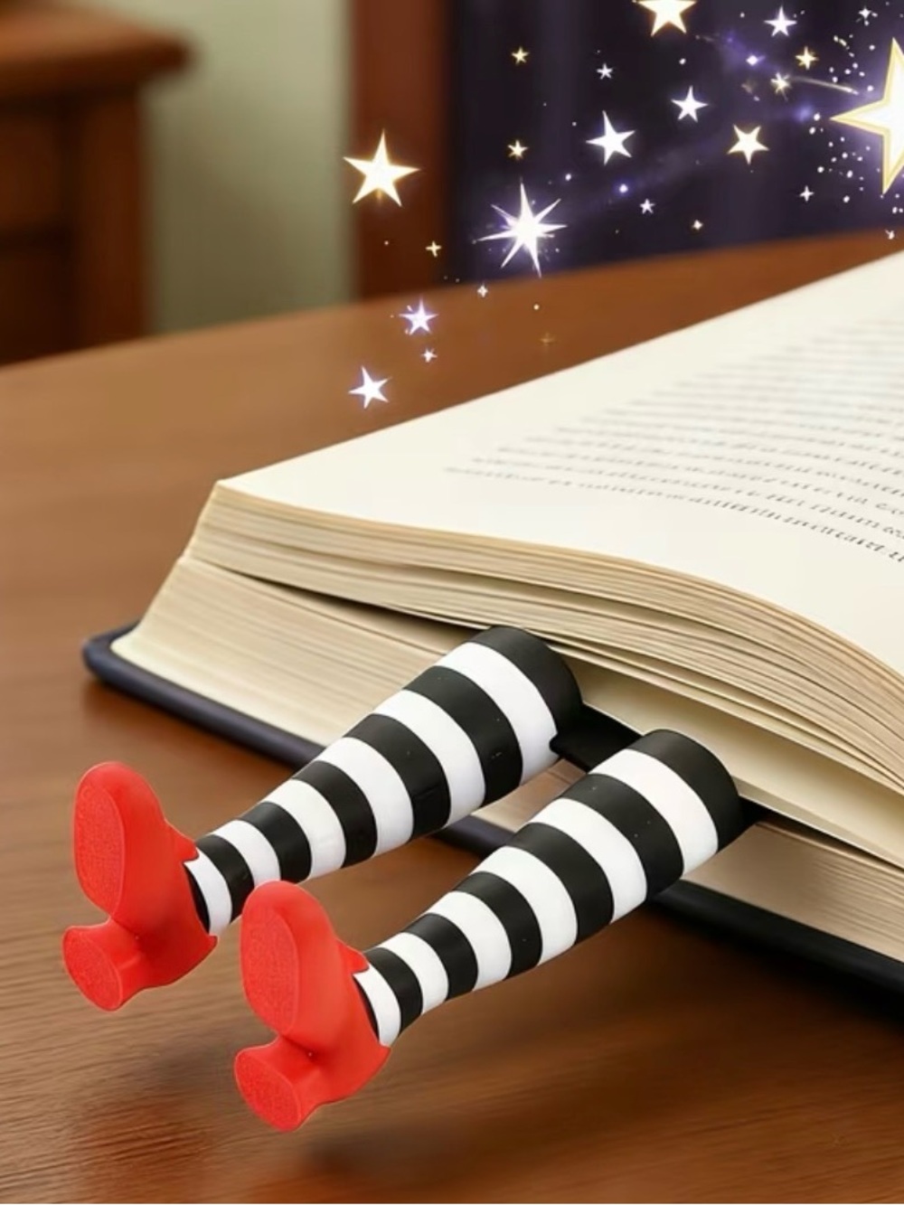Wizard of Oz Bookmark Black, White & Red Pick 1